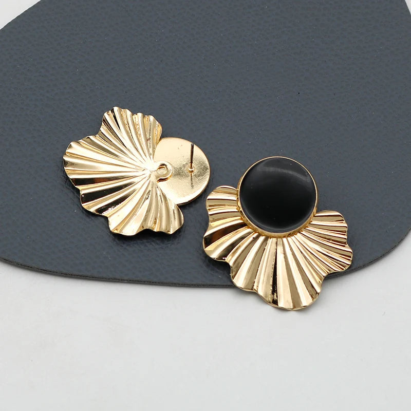 Sylva Leaf-Shaped Geometric Earrings