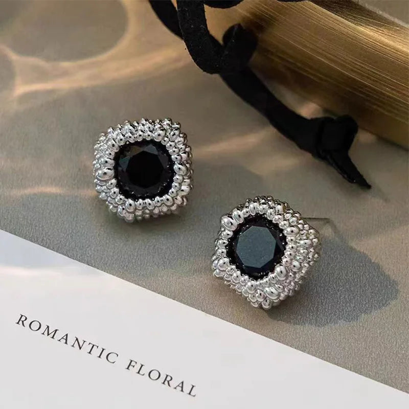 Noir Geometry Black Square Stud Earrings