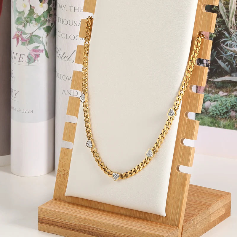 REBEL RELIC CHOKER