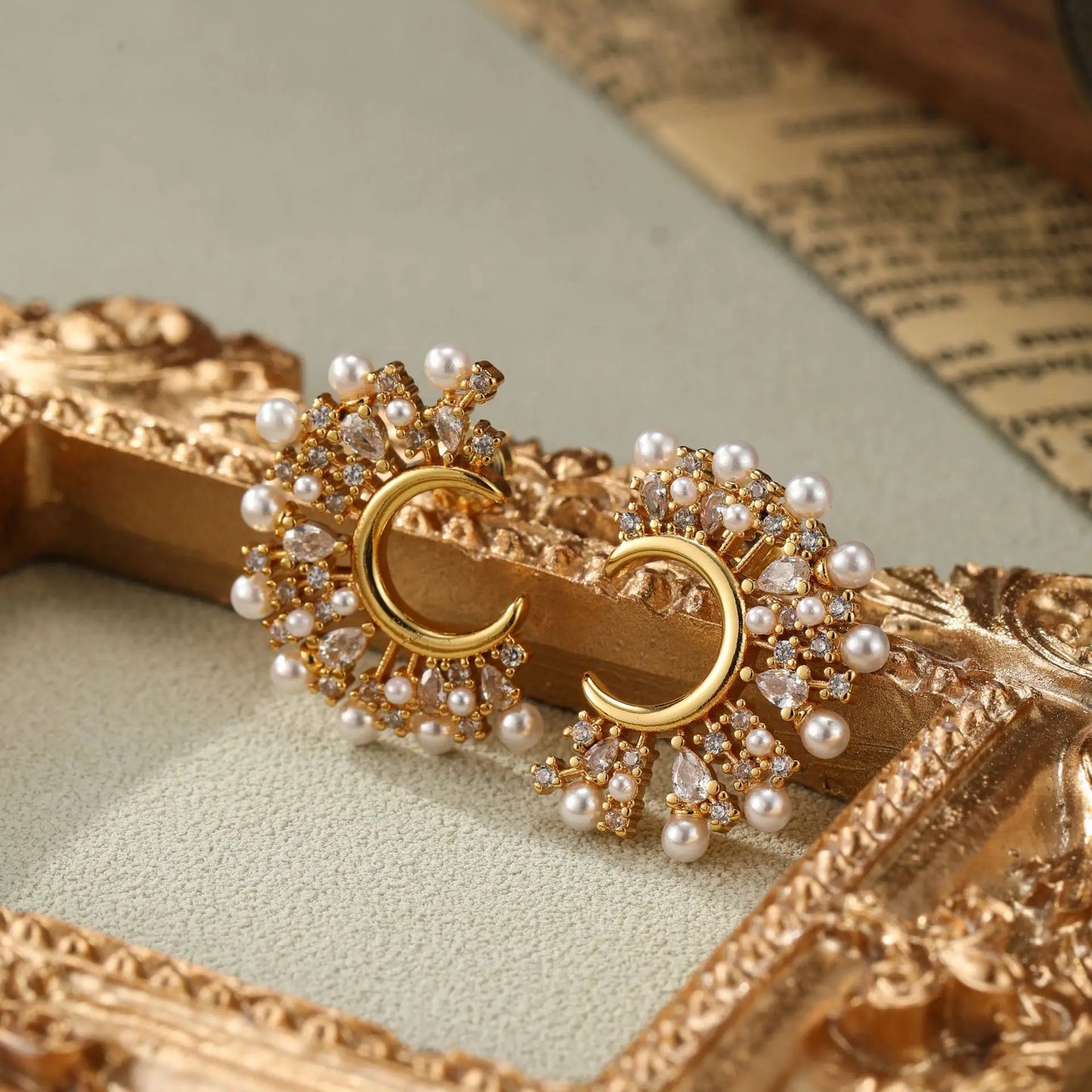 Fleur Pearl Blossom Earrings