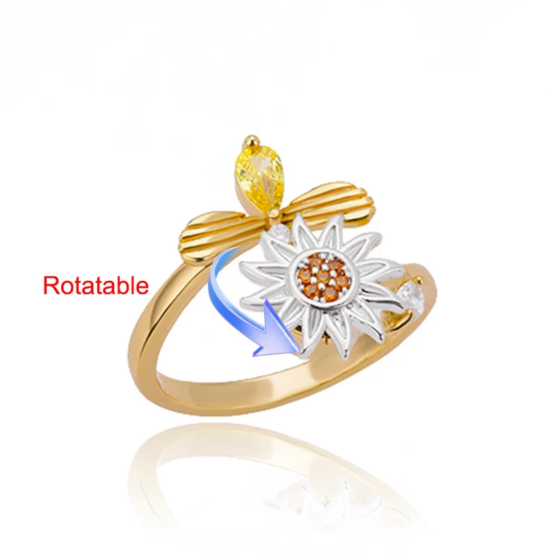 Serena Four-Leaf Clover Rotating Ring