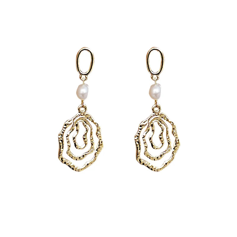 Élise Pearl Earrings