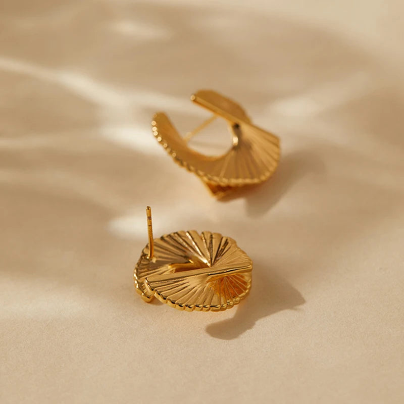 Fluid Geometry, Soulful Edge