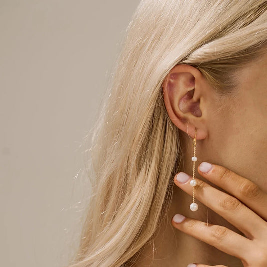 Elira Freshwater Pearl Hoop Earrings