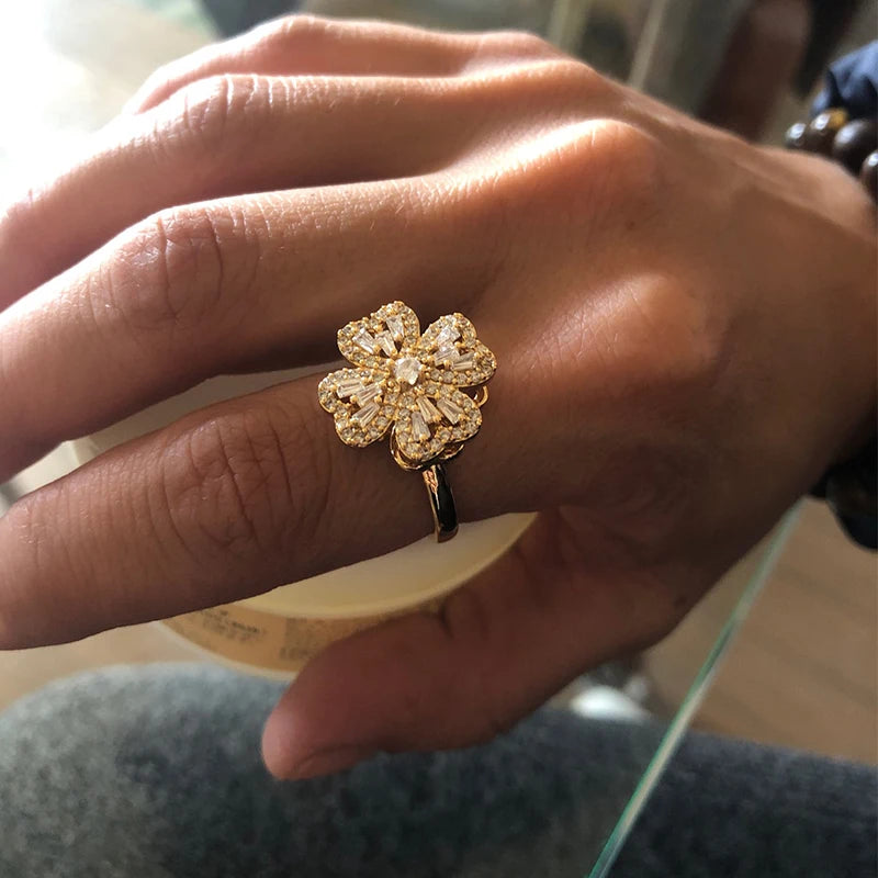 Serena Four-Leaf Clover Rotating Ring