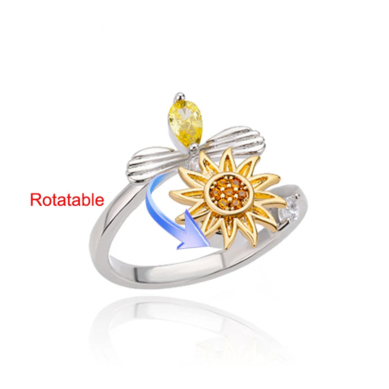 Serena Four-Leaf Clover Rotating Ring